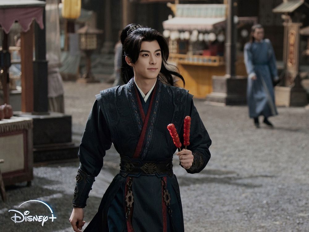 王鶴棣陸劇《大奉打更人》Disney+首播，首部大男主劇搭檔95人氣小花引發網友熱議不斷！-9