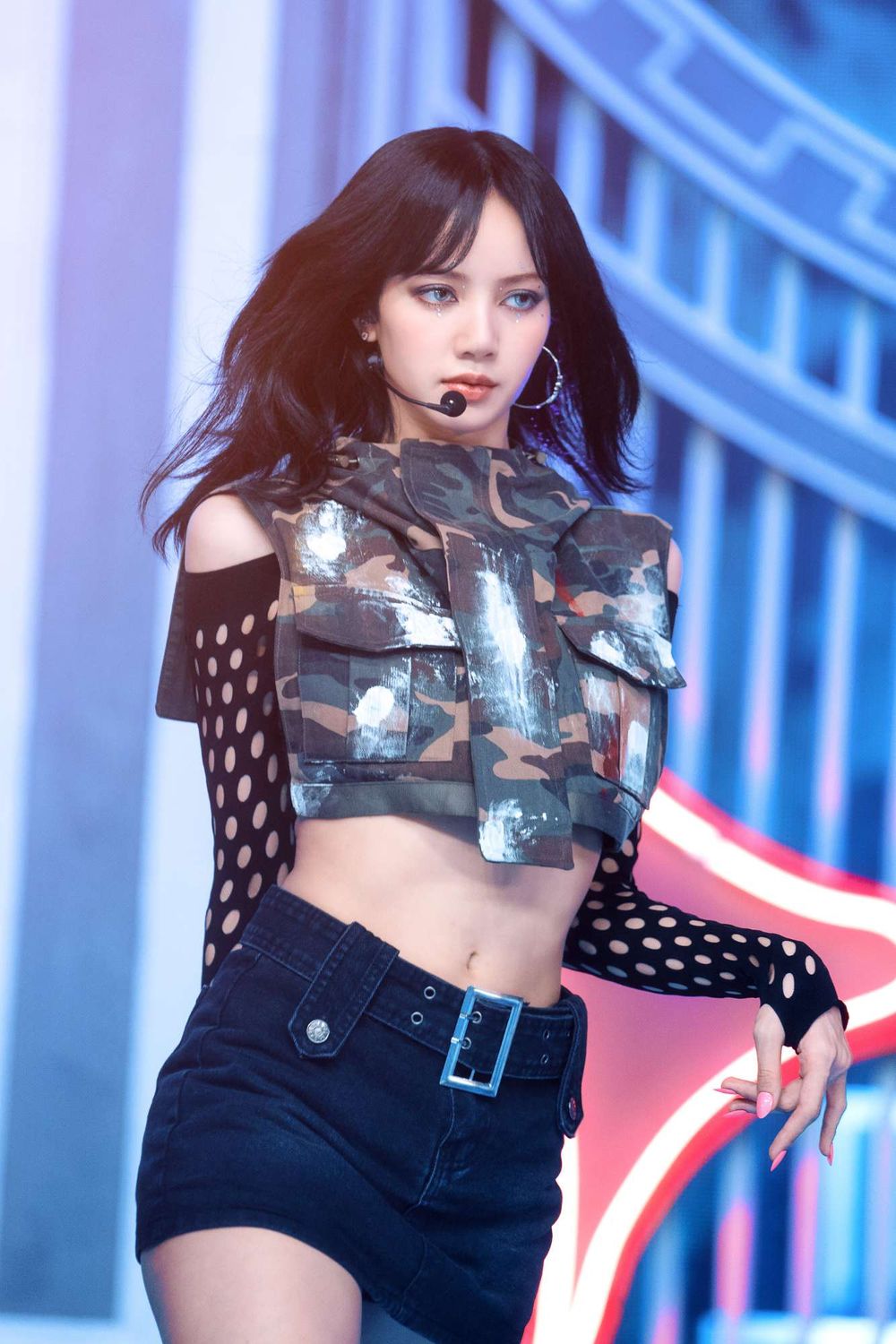 韓國專業舞者評選7位舞蹈線條超美的偶像！Karina舞台焦點，Lisa被封最強舞蹈機器！-6