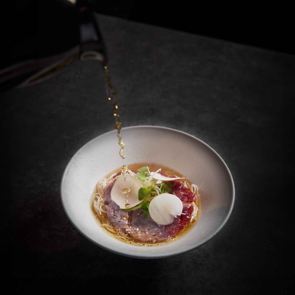 2024台北奢華餐酒館推薦！緩緩FABULA冬季進補新菜「菜脯牛肉湯細麵、慢燉羊腿」超療癒！-7