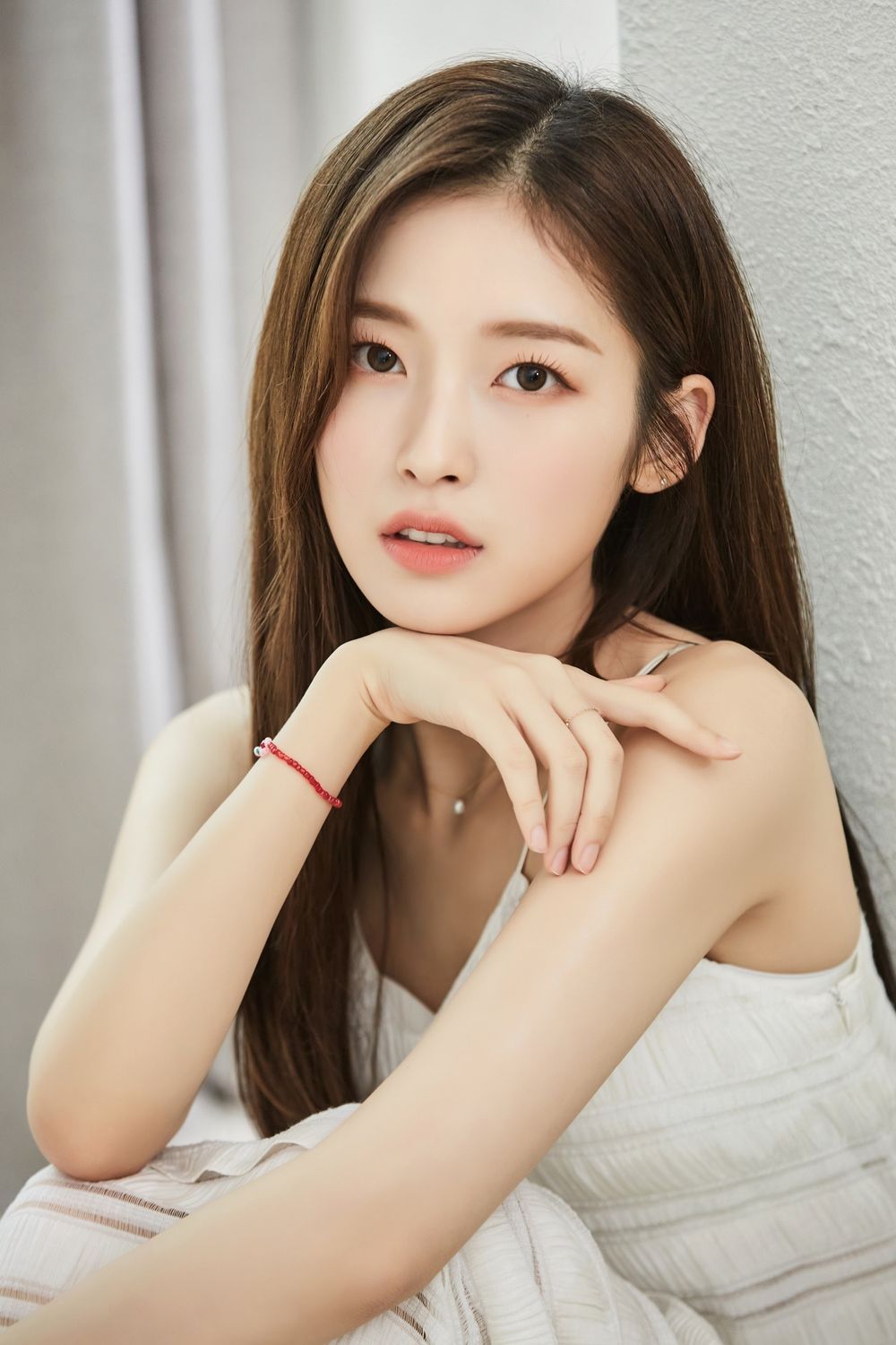 韓網熱議7位「淡顏系美女」KPOP偶像代表！舒華初戀感十足，Winter、Jisoo清純美爆發！-14