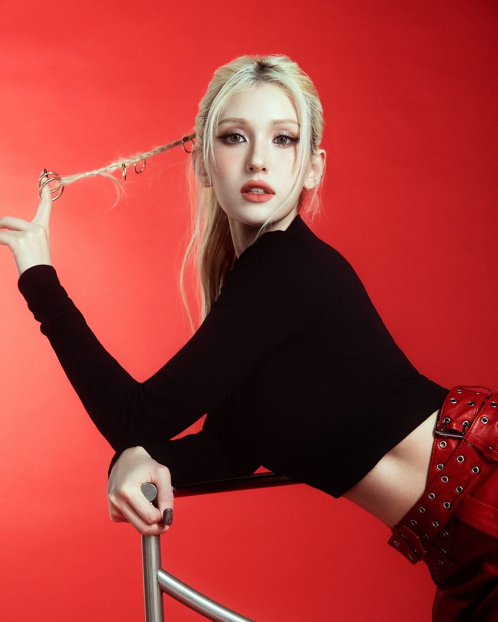 韓網熱議9位「蛇年」出生的KPOP人氣偶像！I.N、杋圭都是01年同齡人！-5