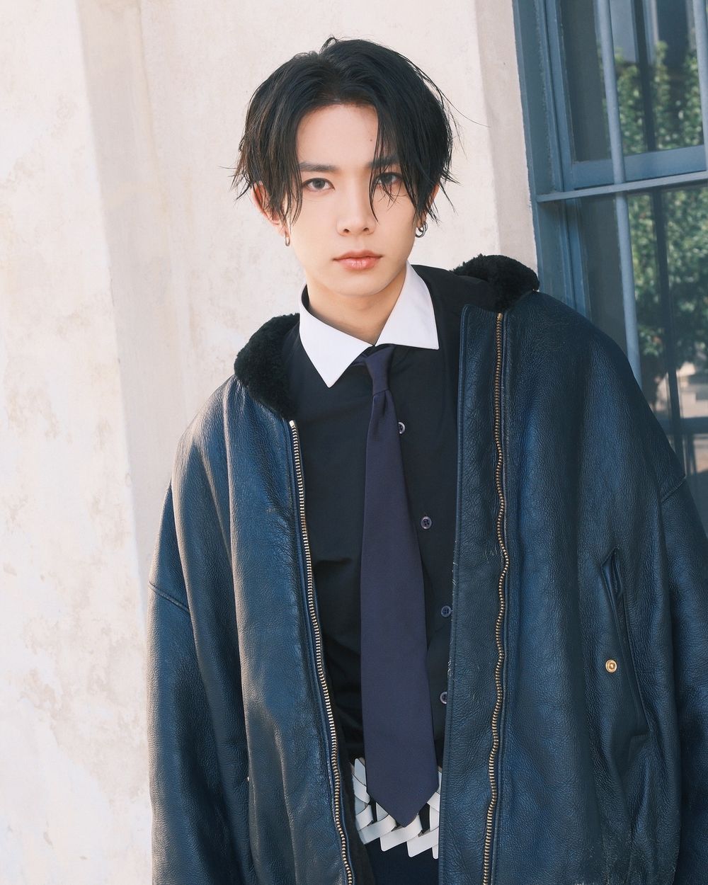 韓網熱議9位「蛇年」出生的KPOP人氣偶像！I.N、杋圭都是01年同齡人！-18