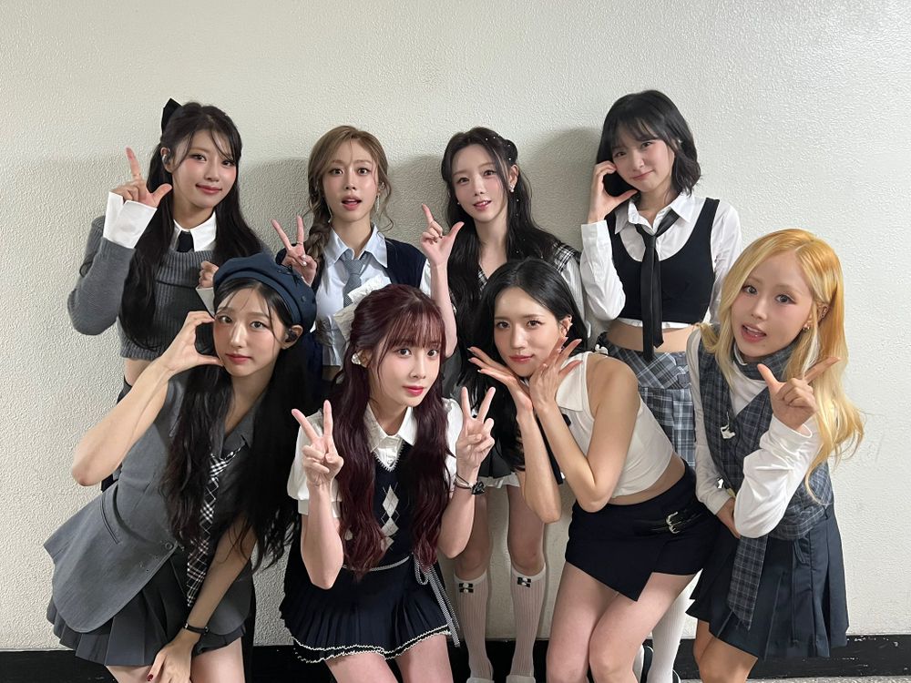 網票選最適合校服概念的女團TOP6！IVE逆天長腿掀熱議，NewJeans化身霍格華茲最美魔法師！-3