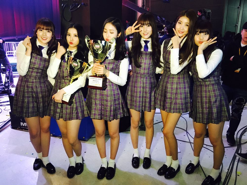 網票選最適合校服概念的女團TOP6！IVE逆天長腿掀熱議，NewJeans化身霍格華茲最美魔法師！-10