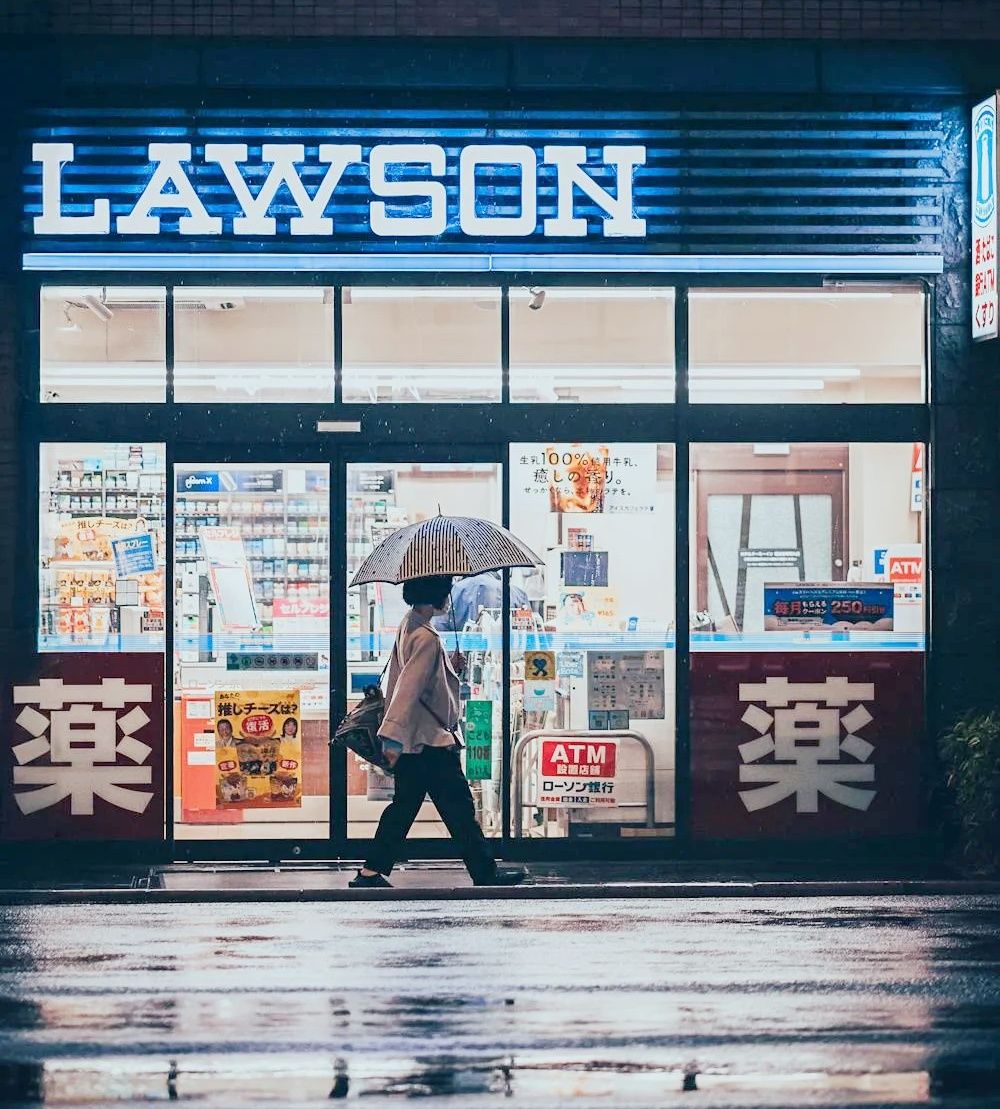 日本Lawson超商要來台灣了？！傳有望2025開店、網友嗨翻敲碗：希望也能吃到炸雞君！-6