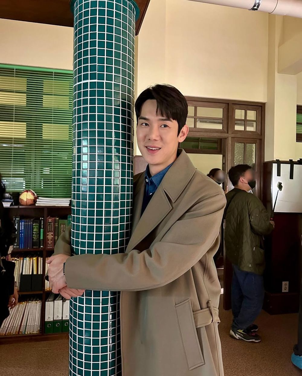 Netflix《現在撥打的電話》 柳演錫「霸總老公私服」被挖出！神級比例奢牌都搶合作！-7