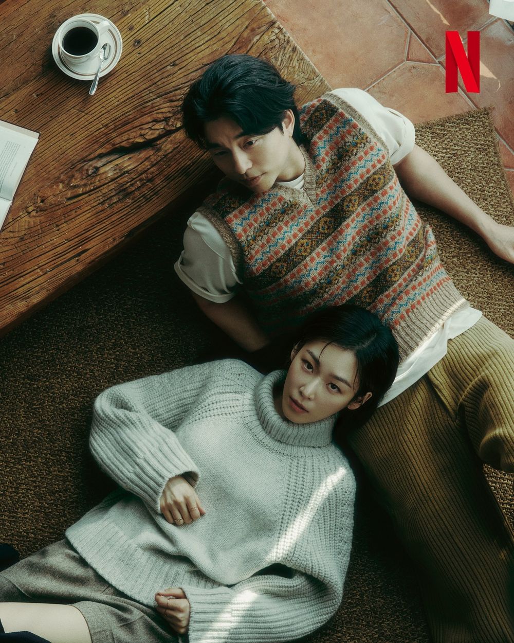 追劇都在看穿搭！Netflix《一箱情緣》徐玄振「皮箱裡」裝的是《淚之女王》同款包？！-8