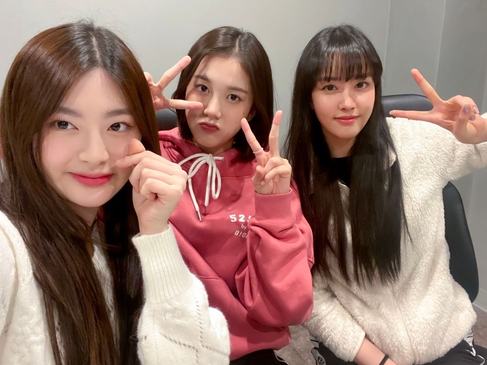 韓網熱議5組最受喜歡的女團百慕達Line！始祖是少女時代，IVE神顏值合體太養眼！-9