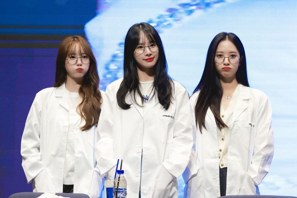 韓網熱議5組最受喜歡的女團百慕達Line！始祖是少女時代，IVE神顏值合體太養眼！-10