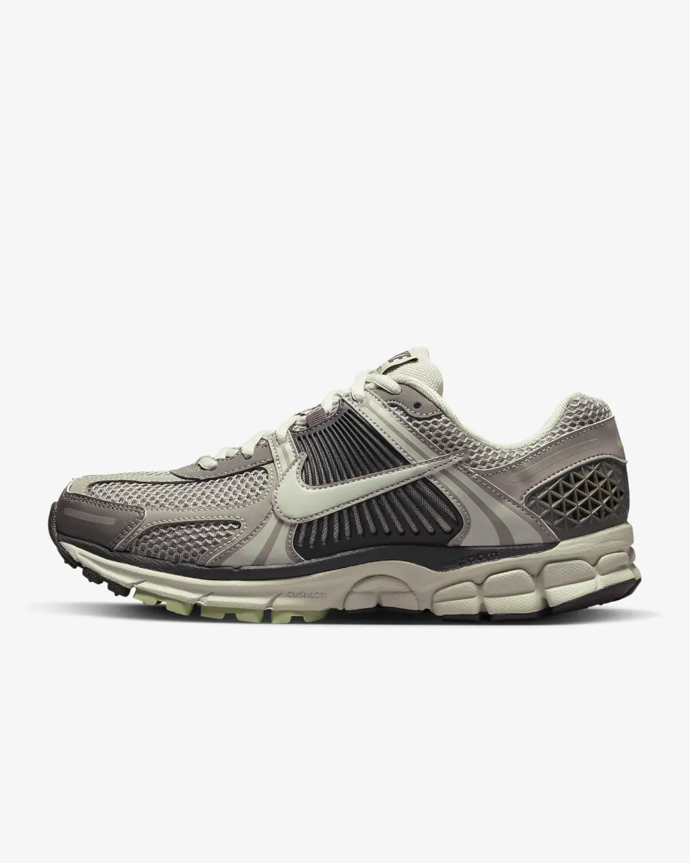 2025更新版！5雙台灣女生最愛球鞋出爐！adidas、鬼塚虎、PUMA賽車鞋是年度大黑馬！-7