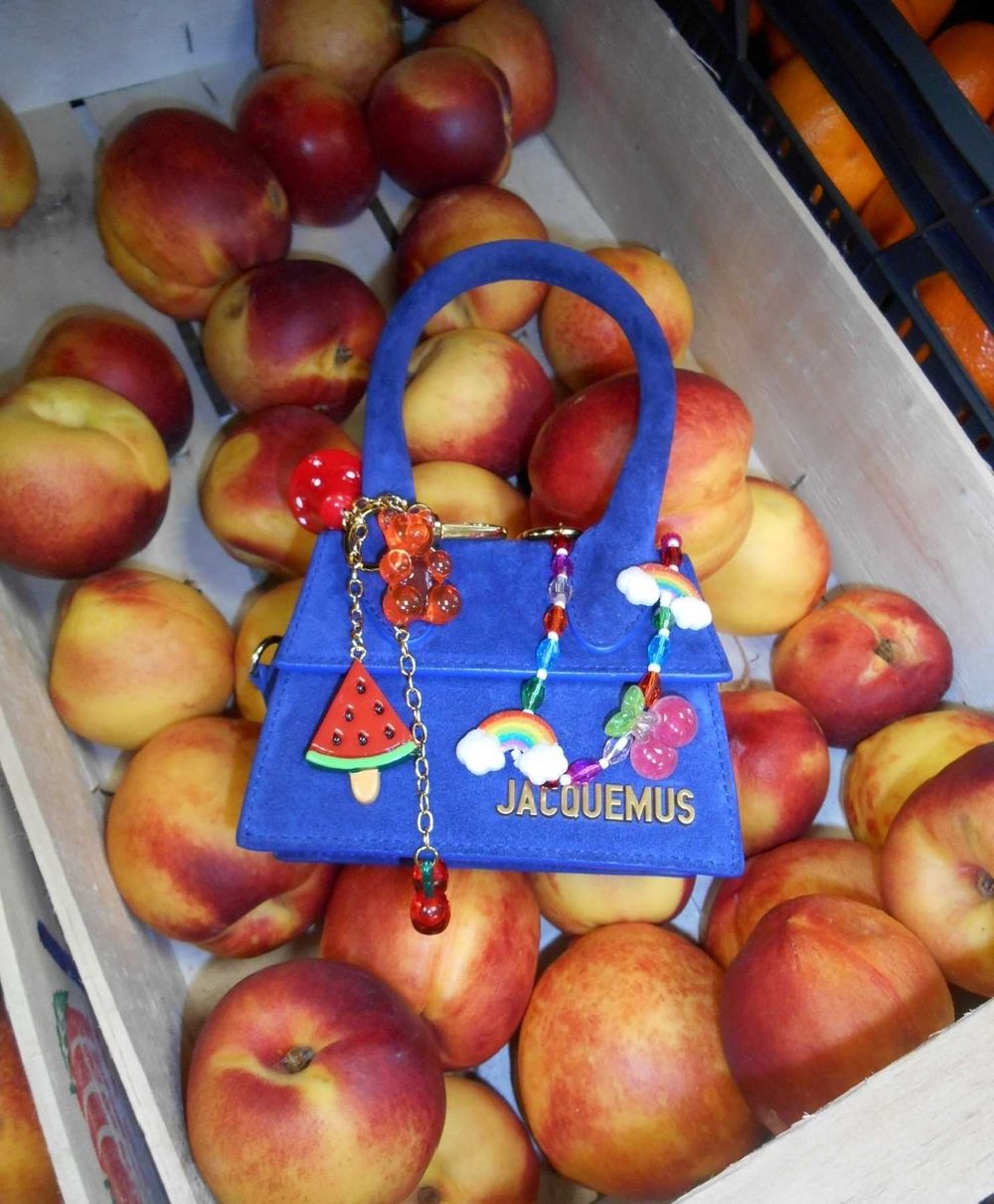 2025聖誕新年禮物推薦！全球瘋搶Jellycat兔子玩偶、酪梨吊飾這邊也買得到！-11