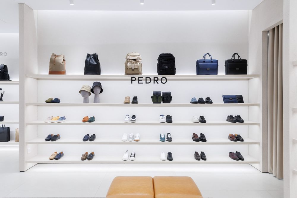 小CK姊妹牌PEDRO微風信義店來了！爆款Demi包、保齡球包、樂福鞋進店必買一次看！-4