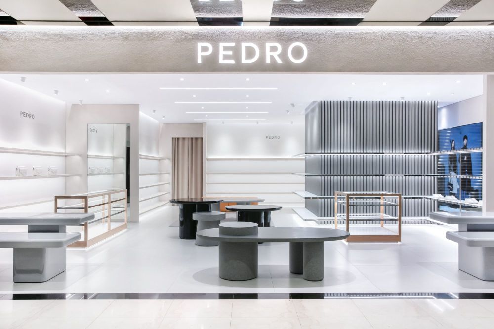 小CK姊妹牌PEDRO微風信義店來了！爆款Demi包、保齡球包、樂福鞋進店必買一次看！-8
