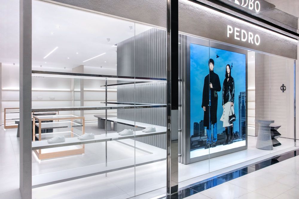 小CK姊妹牌PEDRO微風信義店來了！爆款Demi包、保齡球包、樂福鞋進店必買一次看！-7