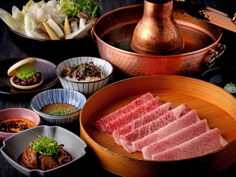 牛排教父新品牌！WAGYU CLUB和牛涮涮鍋現切和牛盛合、松葉蟹極致奢華，年末犒賞自己就來這！-4
