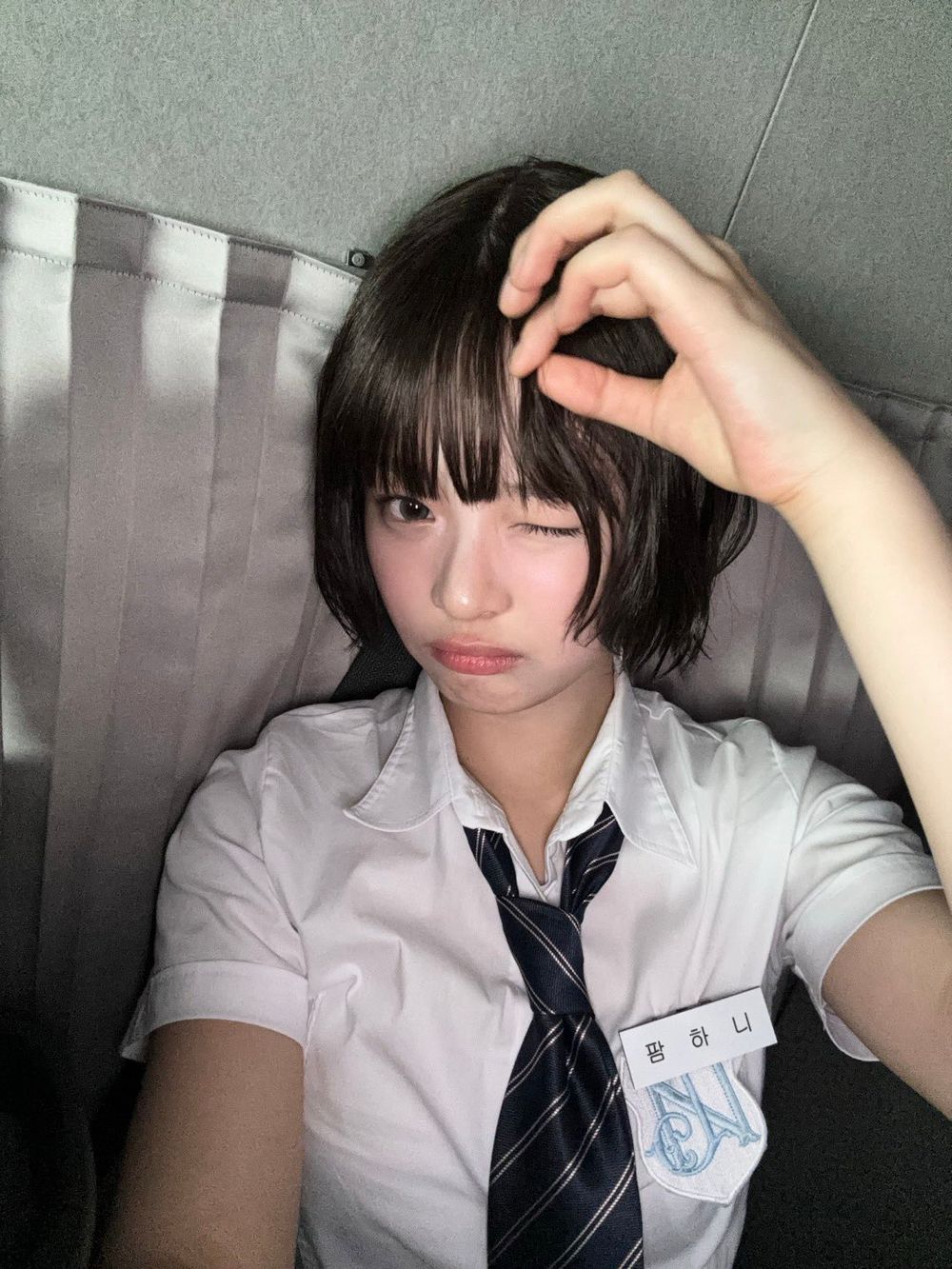 韓網評選7位人氣很高的KPOP外籍女偶像！子瑜、Hanni全上榜，Lisa粉絲數創驚人紀錄！-14