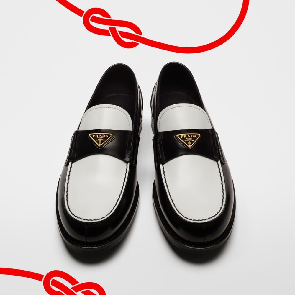 PRADA 2025農曆新年六大必買清單！方包、水桶包、樂福鞋入手一輩子不後悔！-6