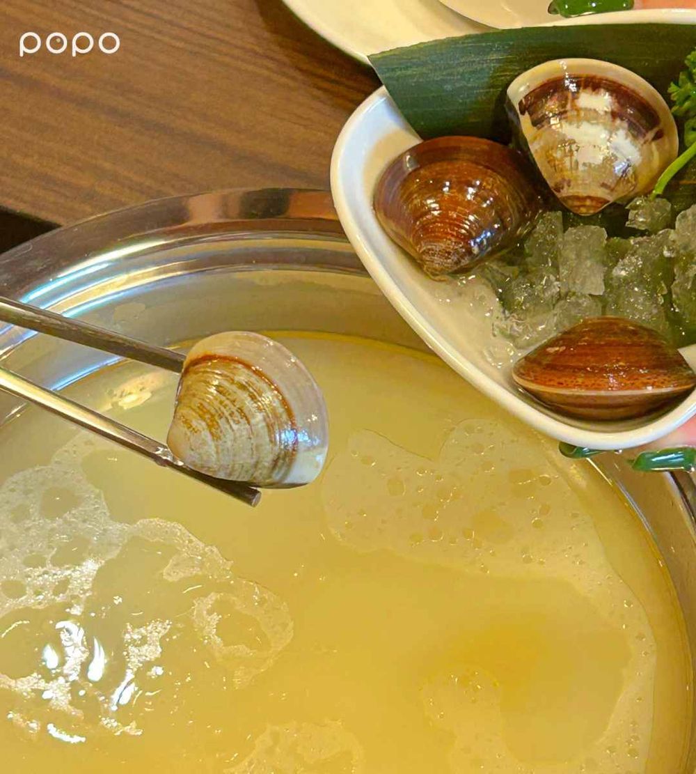 肥美龍蝦免費吃！樂崎火鍋象山店限定「蒜味雞白湯」爆濃療癒必點、還吃得到師園鹽酥雞太幸福！-5