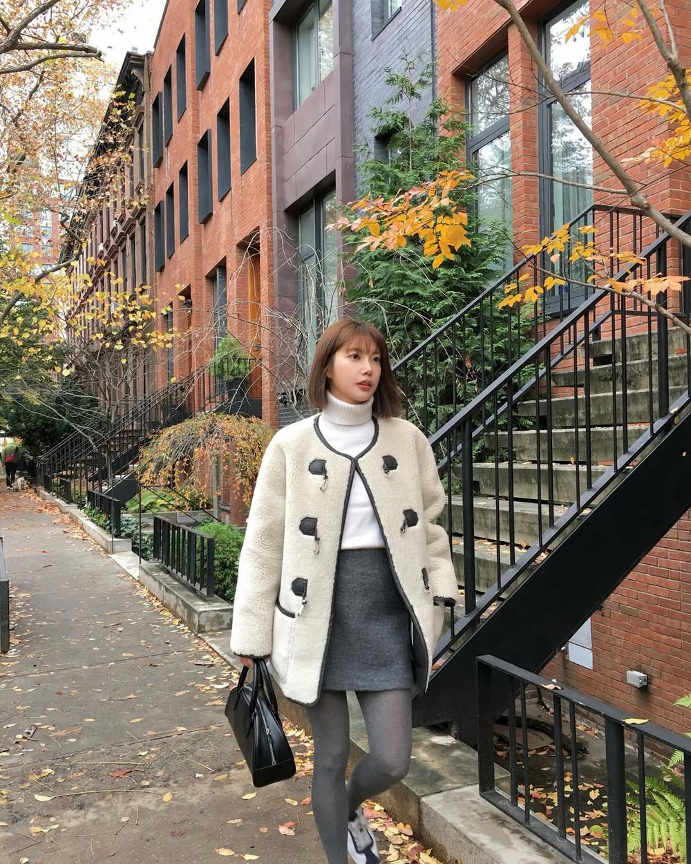 日韓女生冬天都在穿褲襪！５大法則穿出鉛筆腿快學起來、天氣冷冷穿這樣剛好！-12