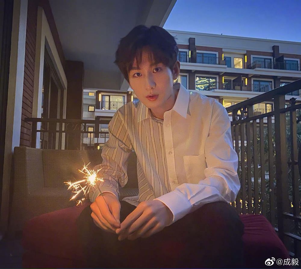 2024騰訊星光大賞獲獎男星同款香水推薦！丁禹兮、李昀銳躍升最佳國民老公、成毅官宣JoMalone品牌大使！-14