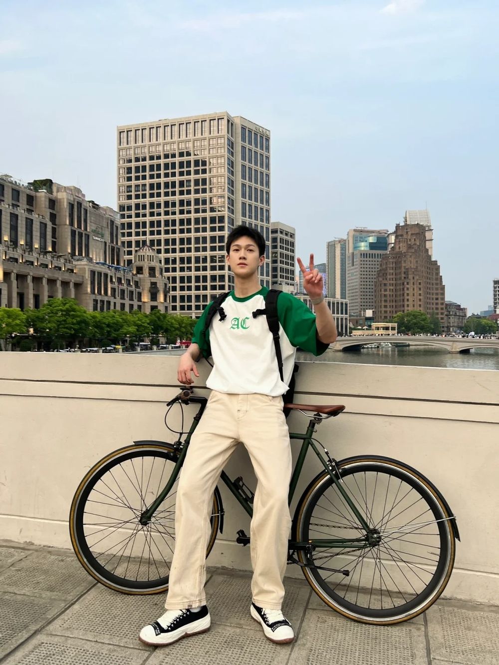 《九重紫》宋墨「李昀銳」是誰？身材超好被譽薄肌男神、私服穿搭居然是天菜等級！-12