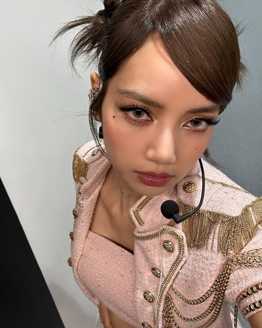 韓網熱議6位臉上痣很好看的女偶像！張員瑛、Minnie眼下淚痣電力十足，Karina嘴邊痣太有魅力！-12