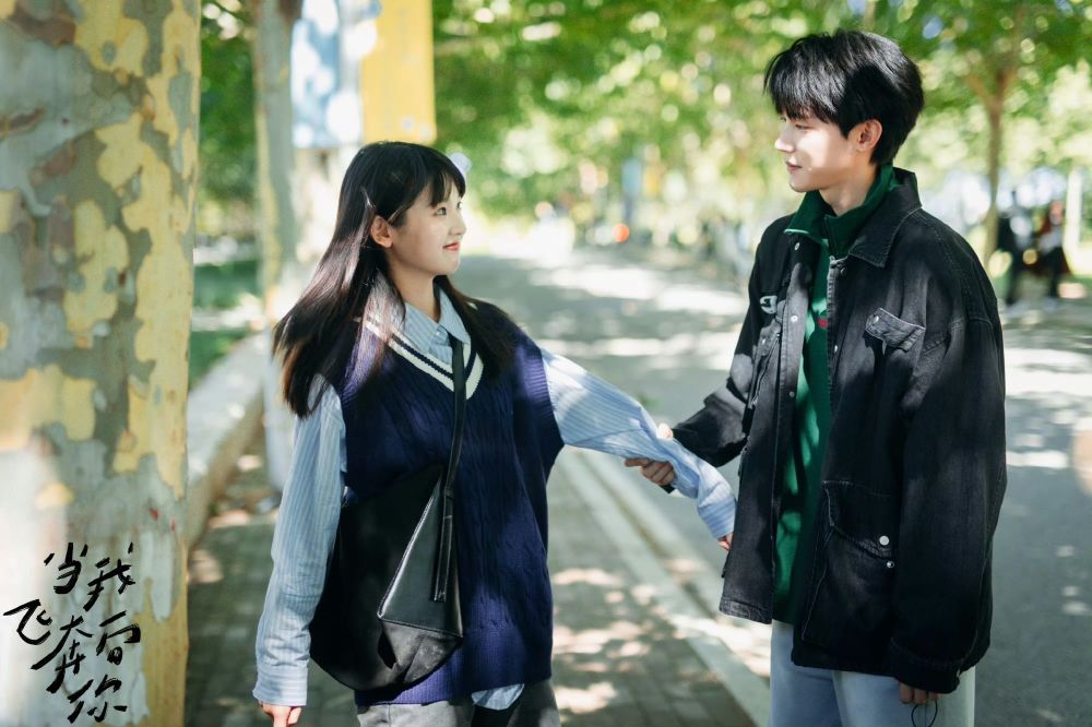 2025冬季必追Netflix現偶陸劇推薦！《失笑》意外超好看，《私藏浪漫》先婚後愛甜度破表！-14