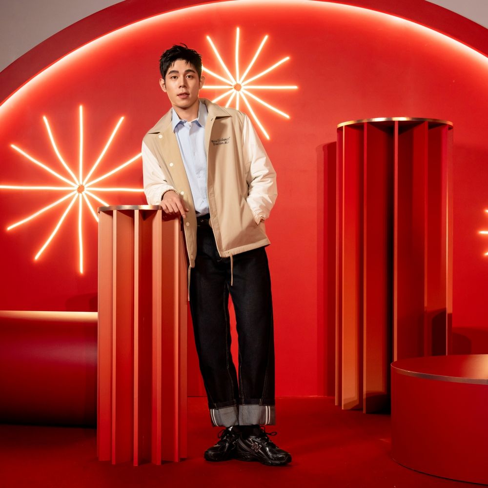 New Balance 2025大黑馬球鞋來了！消費還可以獲得「蛇年吉祥話」超可愛紅包袋！-3