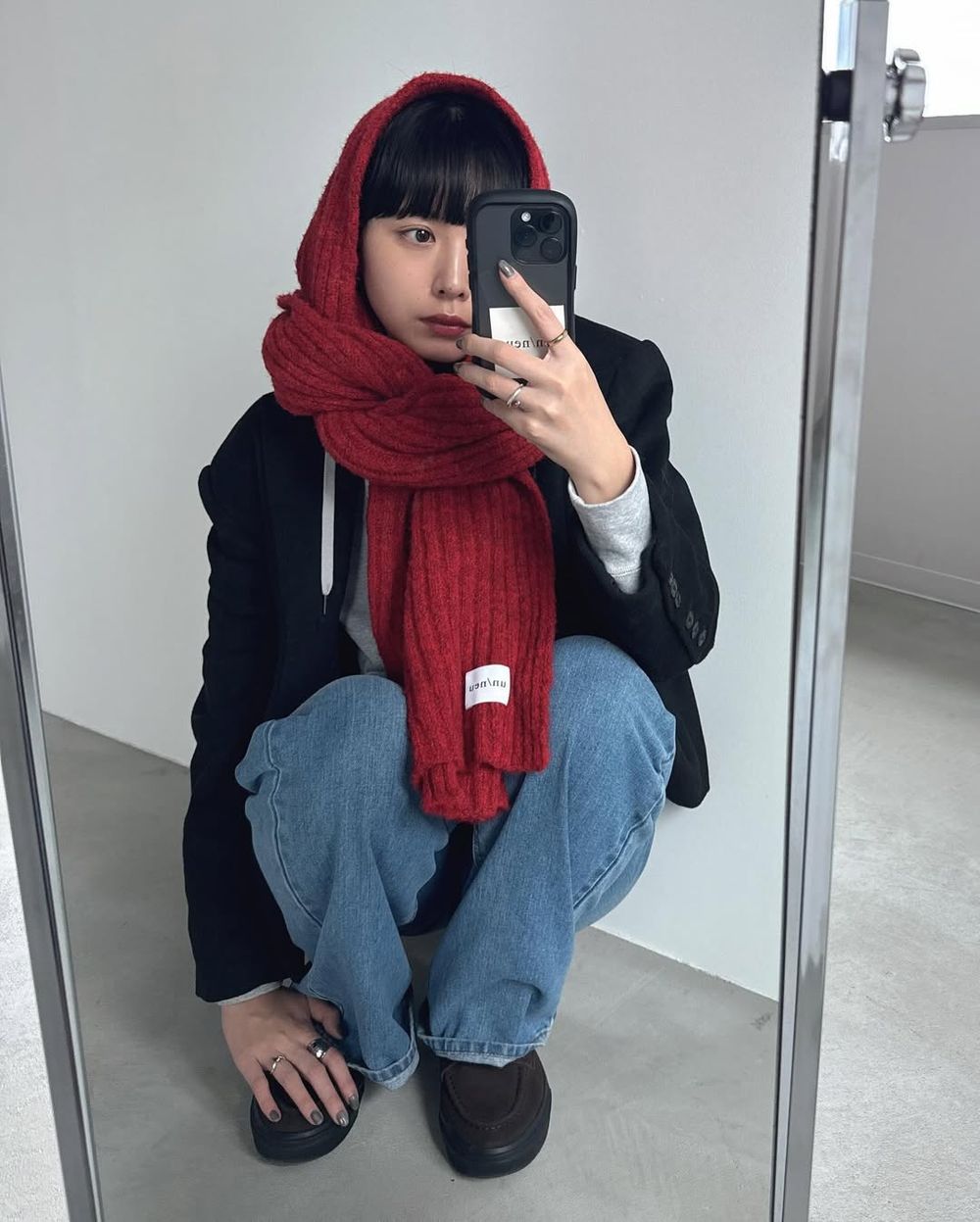 日韓女生都這樣圍！7種超簡單「冬天圍巾綁法」教學！蝴蝶結圍法一秒小臉、快通通學起來！-14