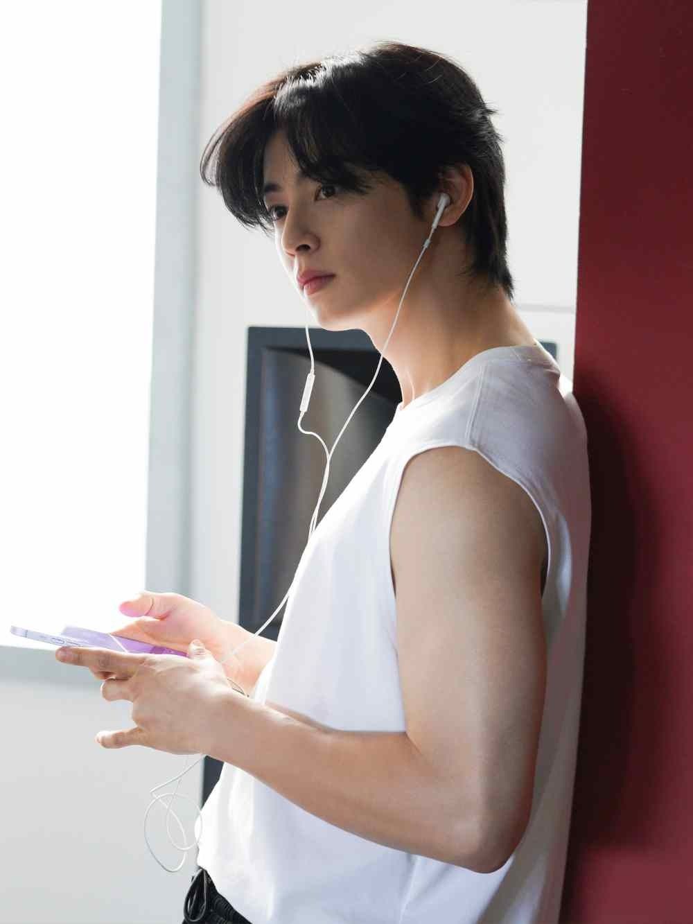 韓國男同志票選天菜KPOP男偶像TOP7！車銀優只排第5，珉奎、秀彬男女通殺！-7