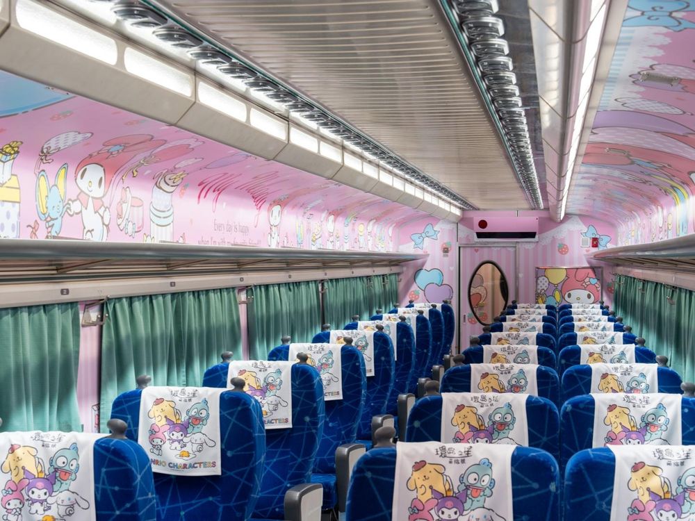 環島之星三麗鷗主題列車來了！超Q美樂蒂粉紅車身、酷洛米、布丁狗彩繪車廂必打卡亮點一次看！-2
