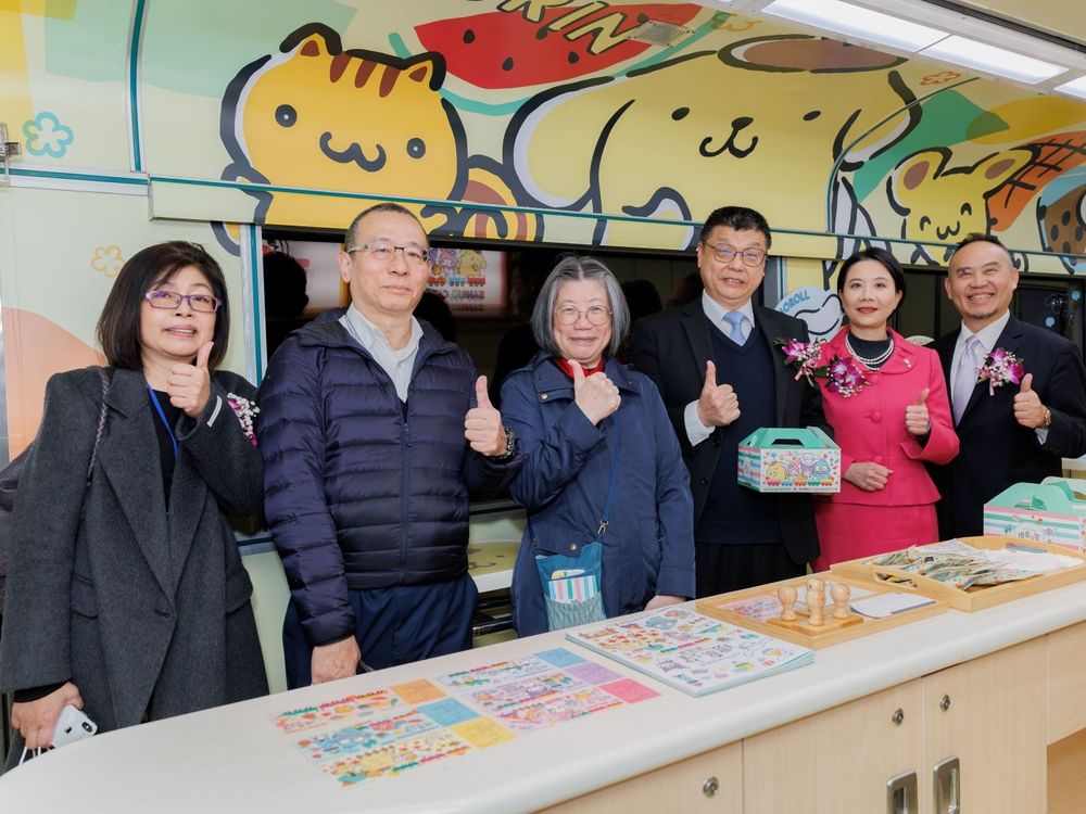 環島之星三麗鷗主題列車來了！超Q美樂蒂粉紅車身、酷洛米、布丁狗彩繪車廂必打卡亮點一次看！-7