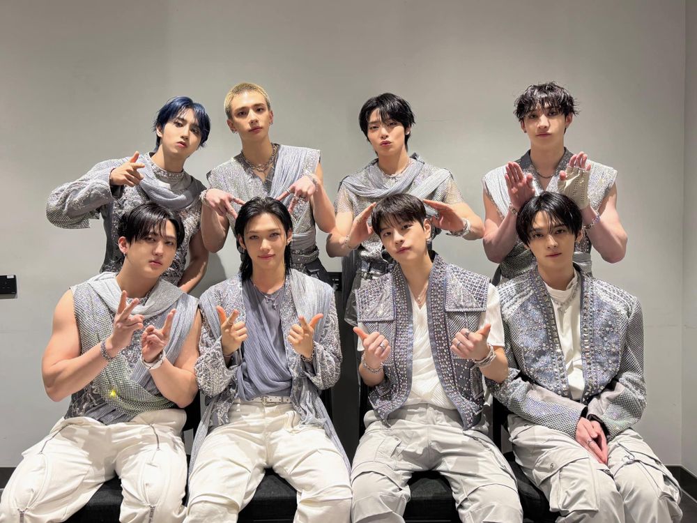 韓國《音樂銀行》觀看數最高的舞台TOP7！NewJeans出道舞台超驚人，Stray Kids女團舞獲3000萬點閱！-13