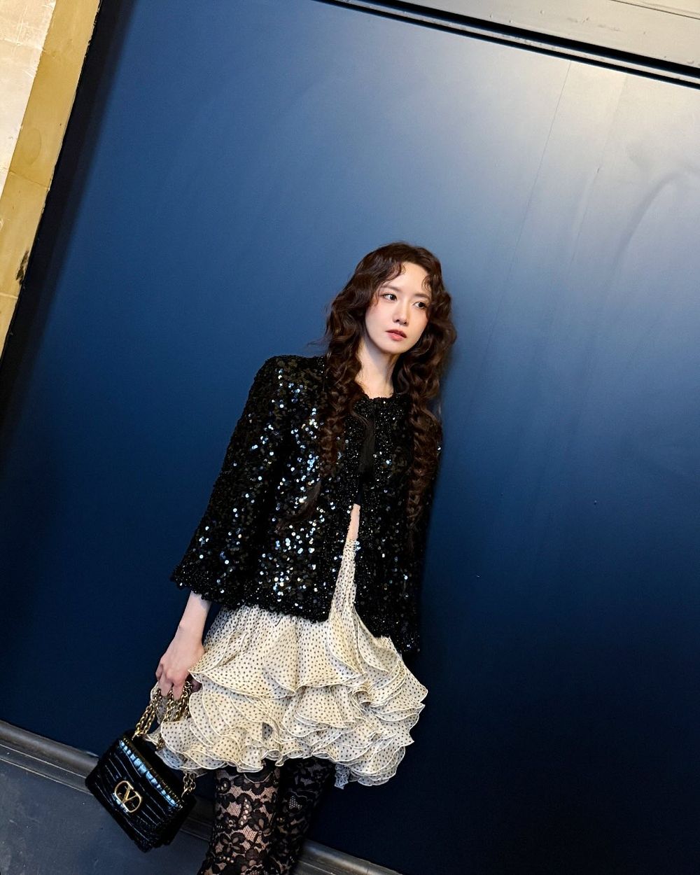 2025高訂周「美貌可敵國」4大女神回顧！Jennie美胸禮服辣翻、潤娥顏值震撼巴黎！-4