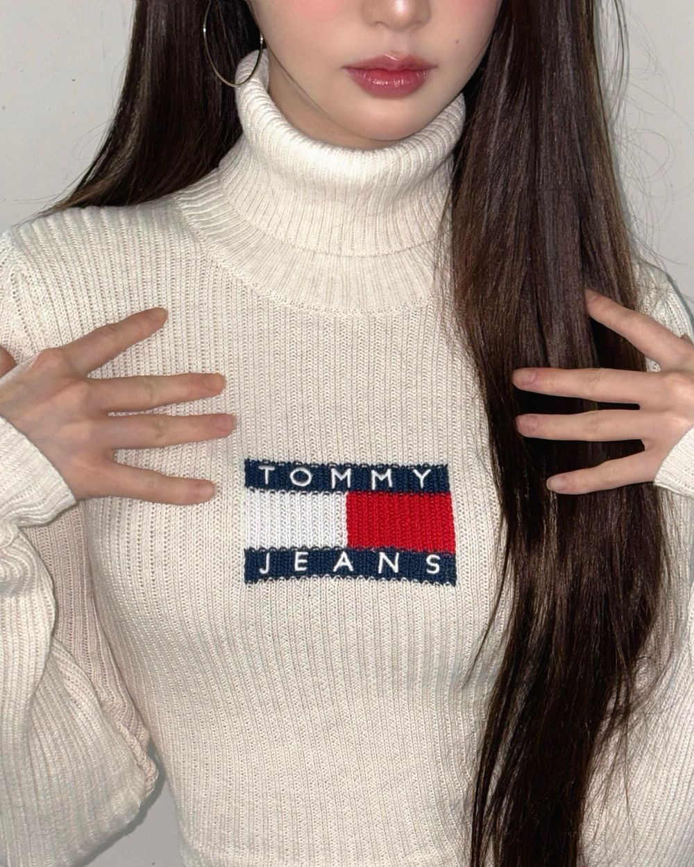 員瑛身材又變更好？！擺脫乾瘦「凹凸有致」芭比身材太狂、Tommy同款毛衣找到了！-8