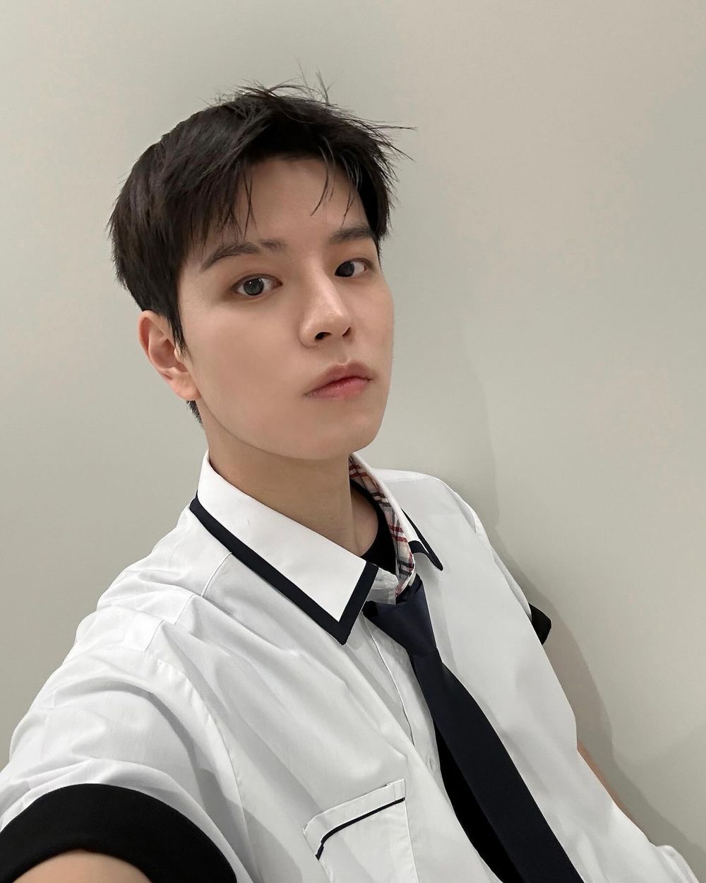 韓網熱議6位「眼神清澈的瘋子」KPOP偶像！安俞真、海嫄都是代表，杋圭根本是隱藏的綜藝天才！-13