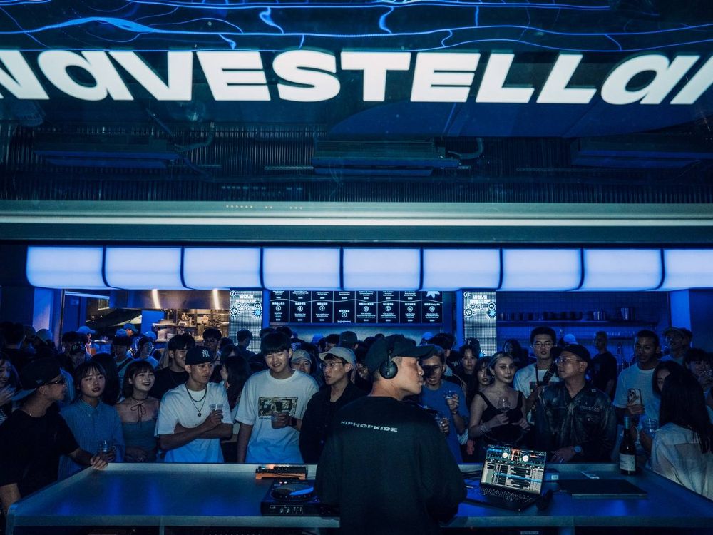 永心鳳茶新品牌「浪際WAVESTELLAR」降臨高雄港！鱔魚義大利麵、香菜小捲必點菜單一次看！-3