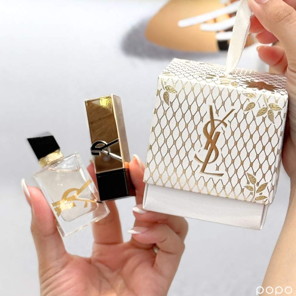 YSL年末放大招！2024聖誕倒數月曆、迷你唇膏禮盒，聖誕限定彩妝換上金奢蕾絲包裝、美到捨不得用！-12