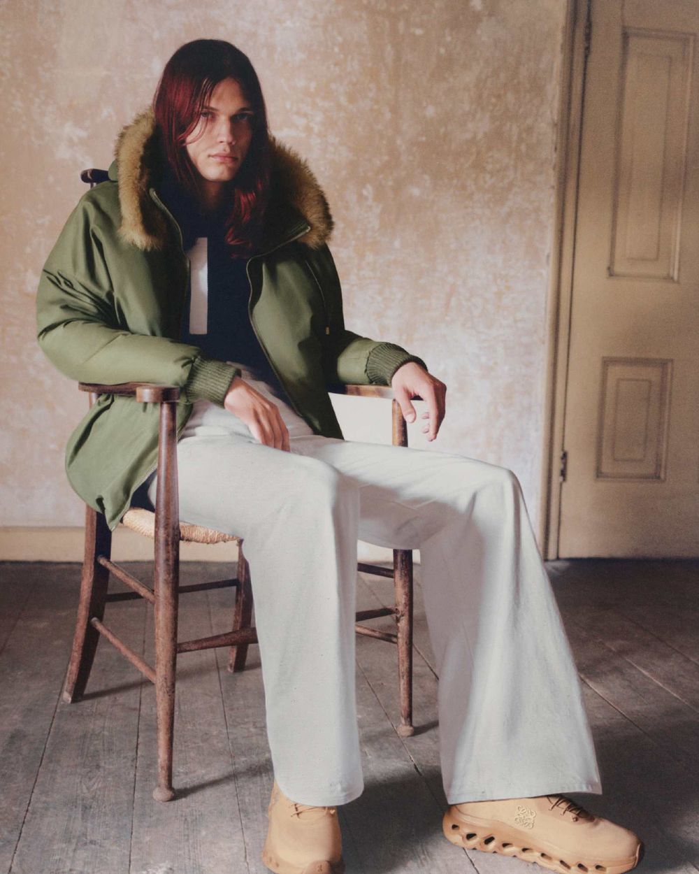 Giselle愛鞋就是它！LOEWE x On聯名根本運動鞋天花板！Q彈厚底腿變超細！-7