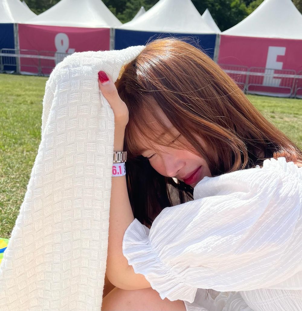 Jennie香奈兒看秀妝是她畫的！5位必追蹤韓星御用彩妝師，aespa、張員瑛指定、去韓國絕對要提前預約！-6