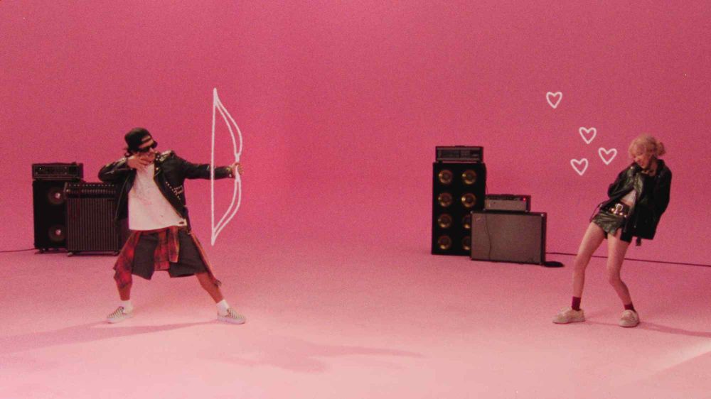 Rosé新歌〈APT.〉超好聽！聯手火星人布魯諾「龐克搖滾造型」瞬間登熱搜榜！-9