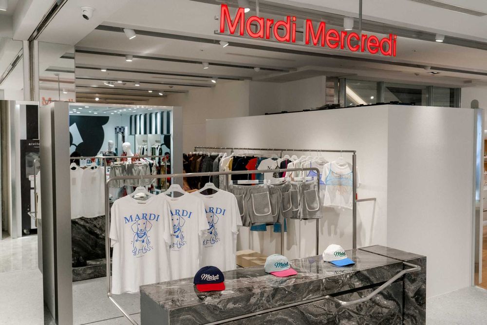 韓國小雛菊Mardi Mercredi最大旗艦店來了！超齊全大學T、帽子、毛衣就在這間！-7