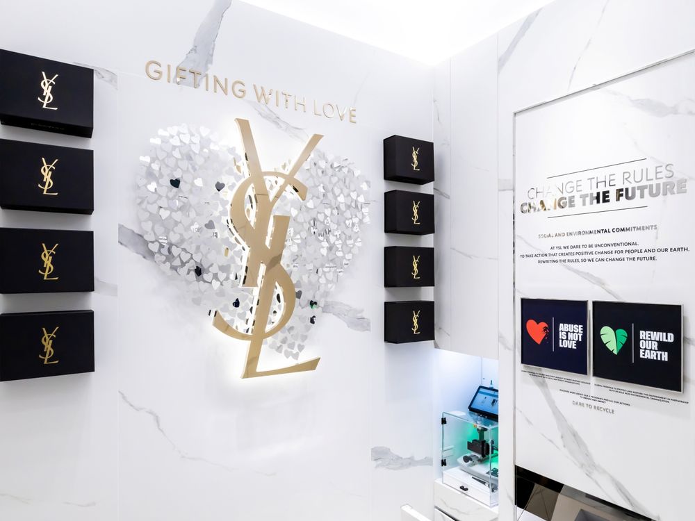 YSL Beauty 101旗艦店盛大開幕！全球首間頂級護膚空間、精品禮盒包裝、免費唇膏刻字只在這才有！-5