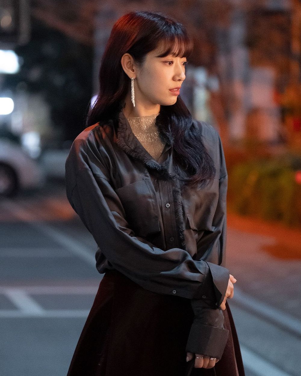 最美惡魔《來自地獄的法官》朴信惠「有錢法官穿搭」粉色小香風戰袍瞬間銷售一空！-10