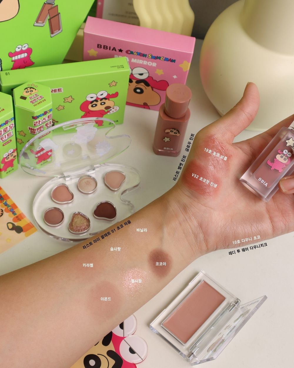 韓國人氣彩妝BBIA推「蠟筆小新」聯名彩妝！小新巧克力餅乾盒幻化唇釉外包裝、細節太可愛！-3