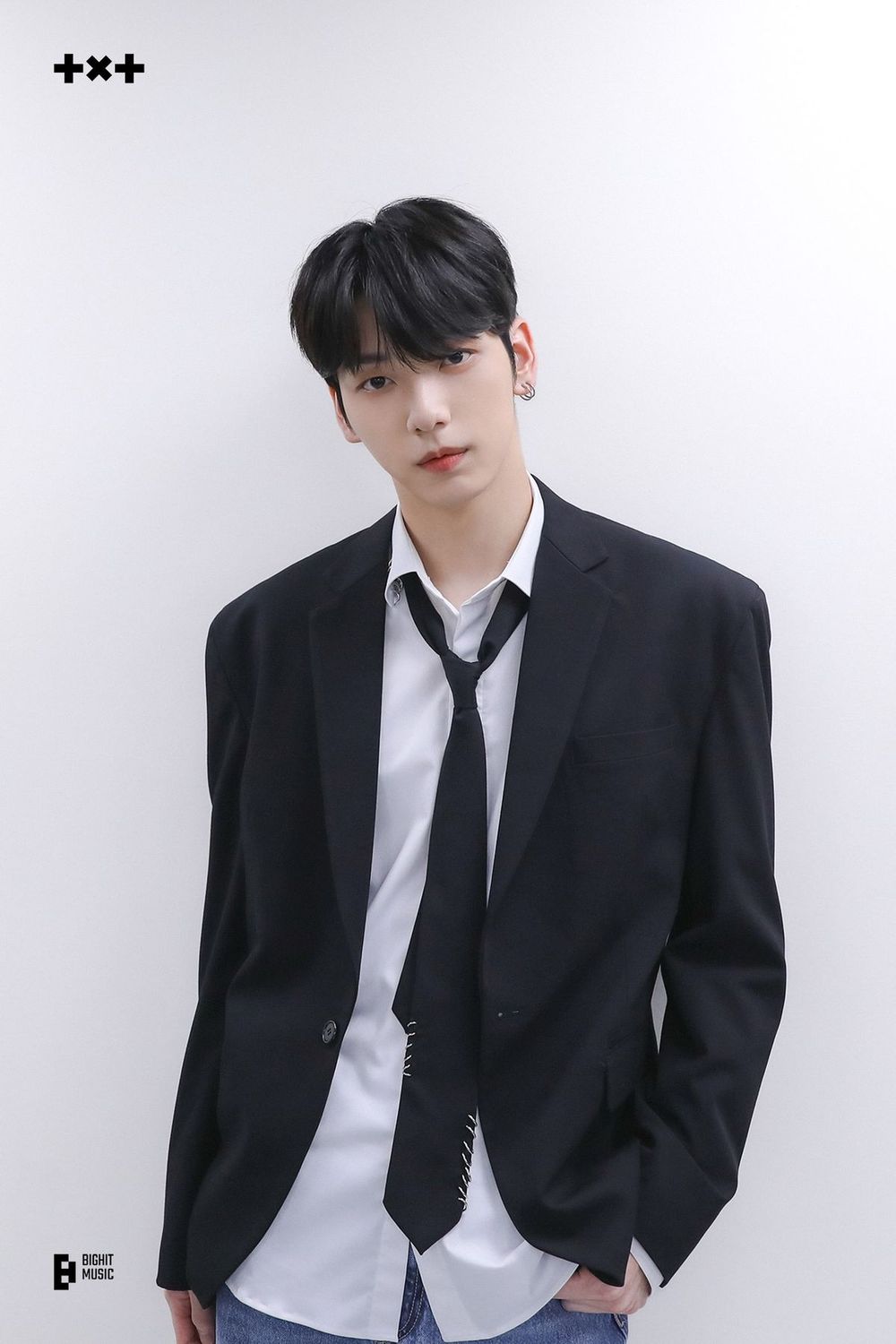 韓網評選7位「校服男神」KPOP偶像！秀彬、成訓初戀神顏太讓人心動，車銀優私下也是學霸校草！-6