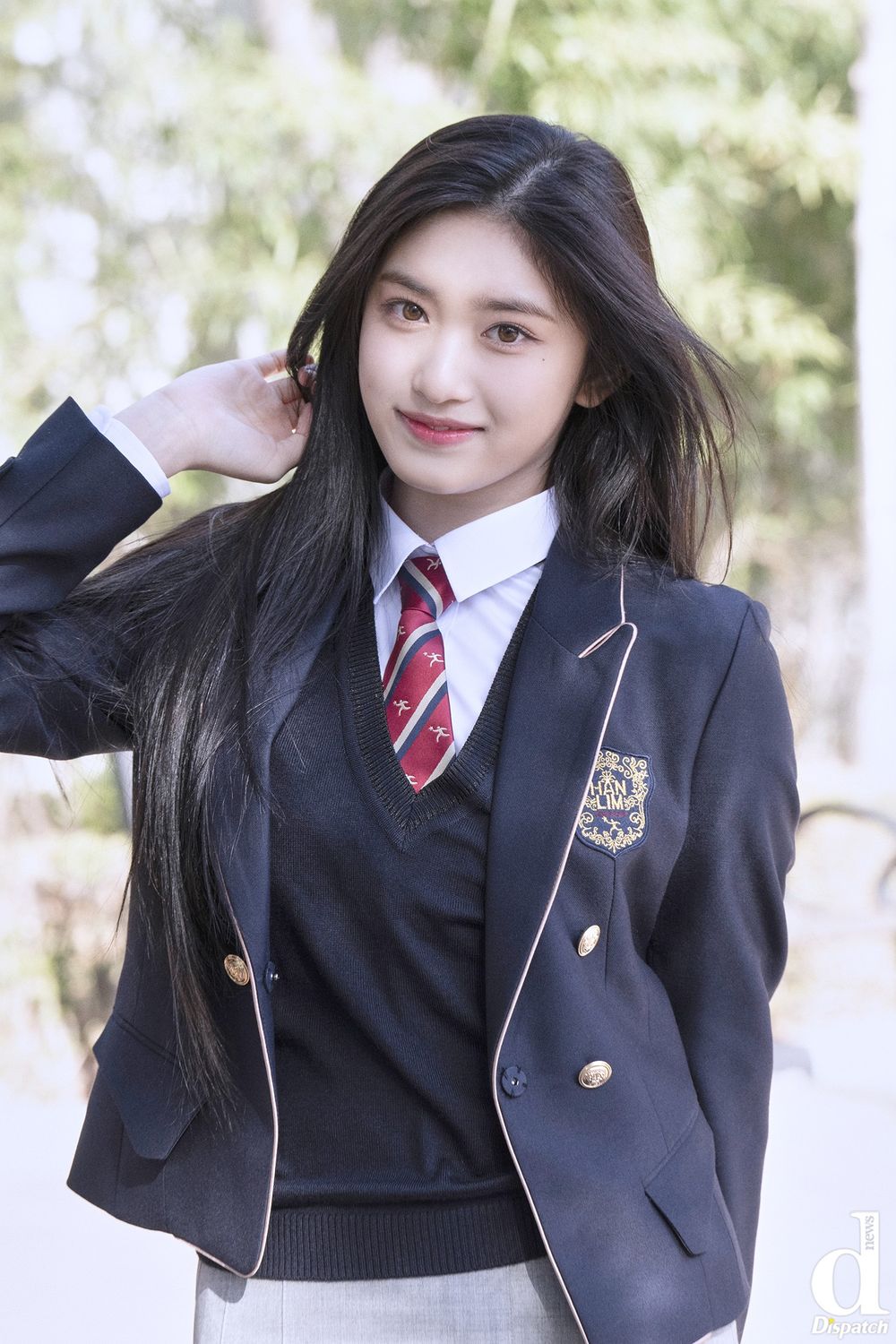 韓網評選7位「校服女神」KPOP偶像！李瑞、Winter清純美爆發，舒華獲封最強初戀！-3