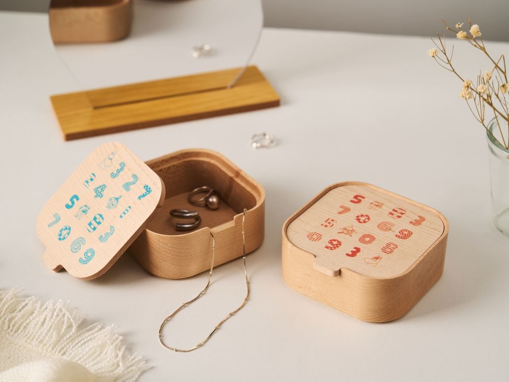 Pinkoi跟日妞最愛的SOU·SOU、嚕嚕米三方聯名啦！獨家印花爆美手機殼、冷水壺必買週邊一次看！-8