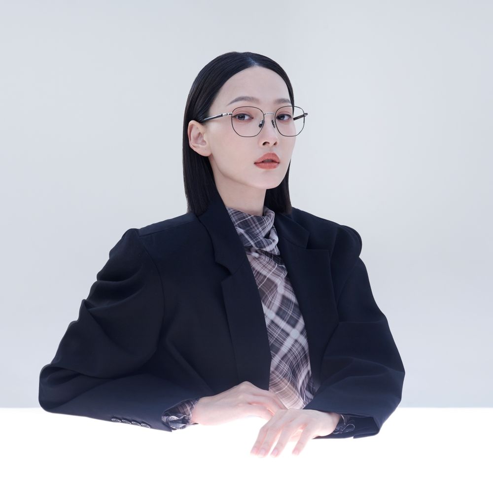 戴起來臉超一半！OWNDAYS經典黑色眼鏡系列！瘦臉百搭鏡框素顏戴也超OK！-4
