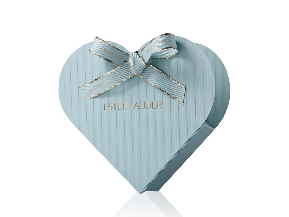 IU同款都在這！雅詩蘭黛史上首款「聖誕倒數月曆」正貨眼霜、小金管霧唇...，秒殺禮盒省萬元！-12